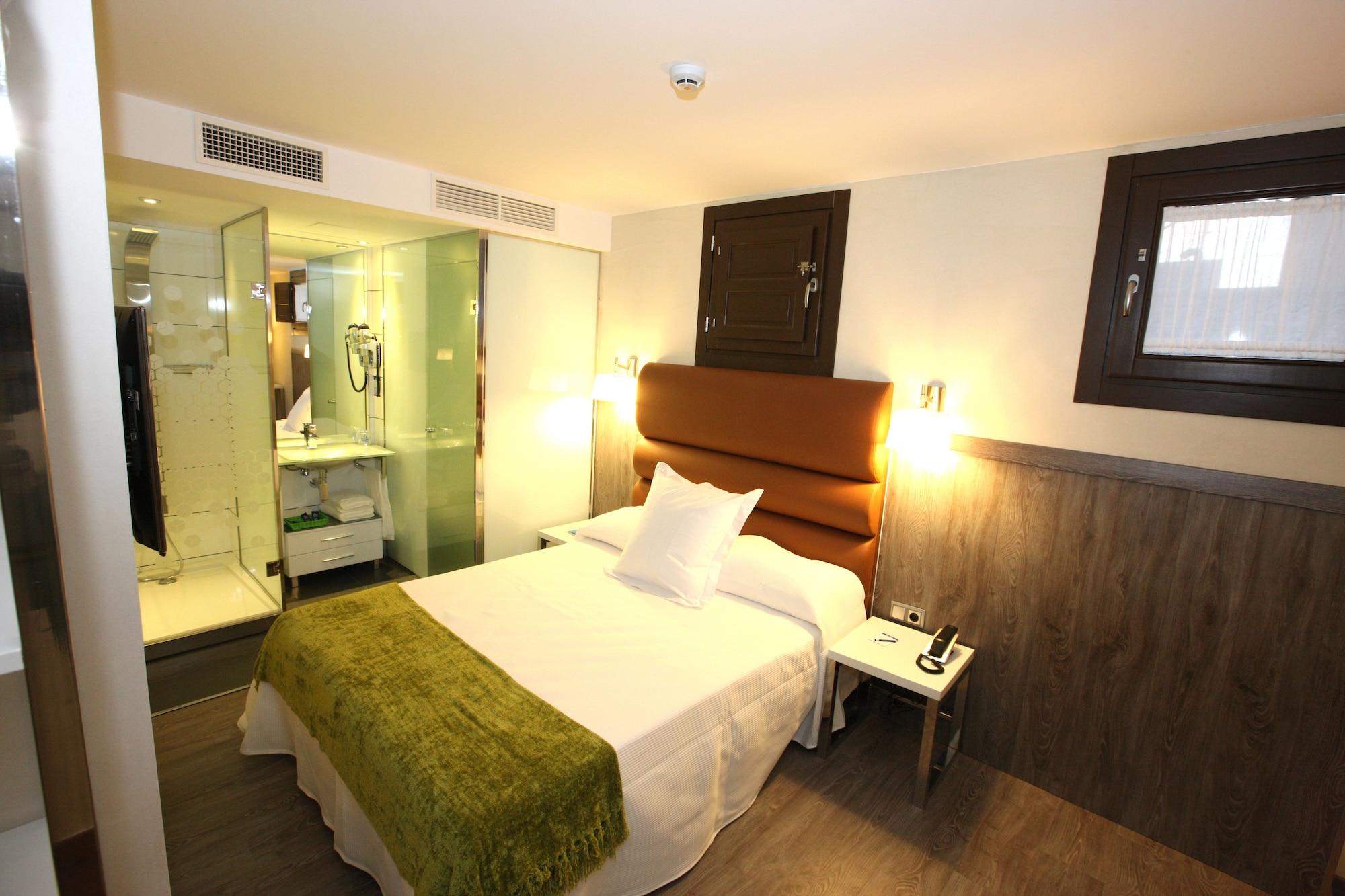 Evenia Alcala Boutique Hotel Alcalá de Henares Dış mekan fotoğraf
